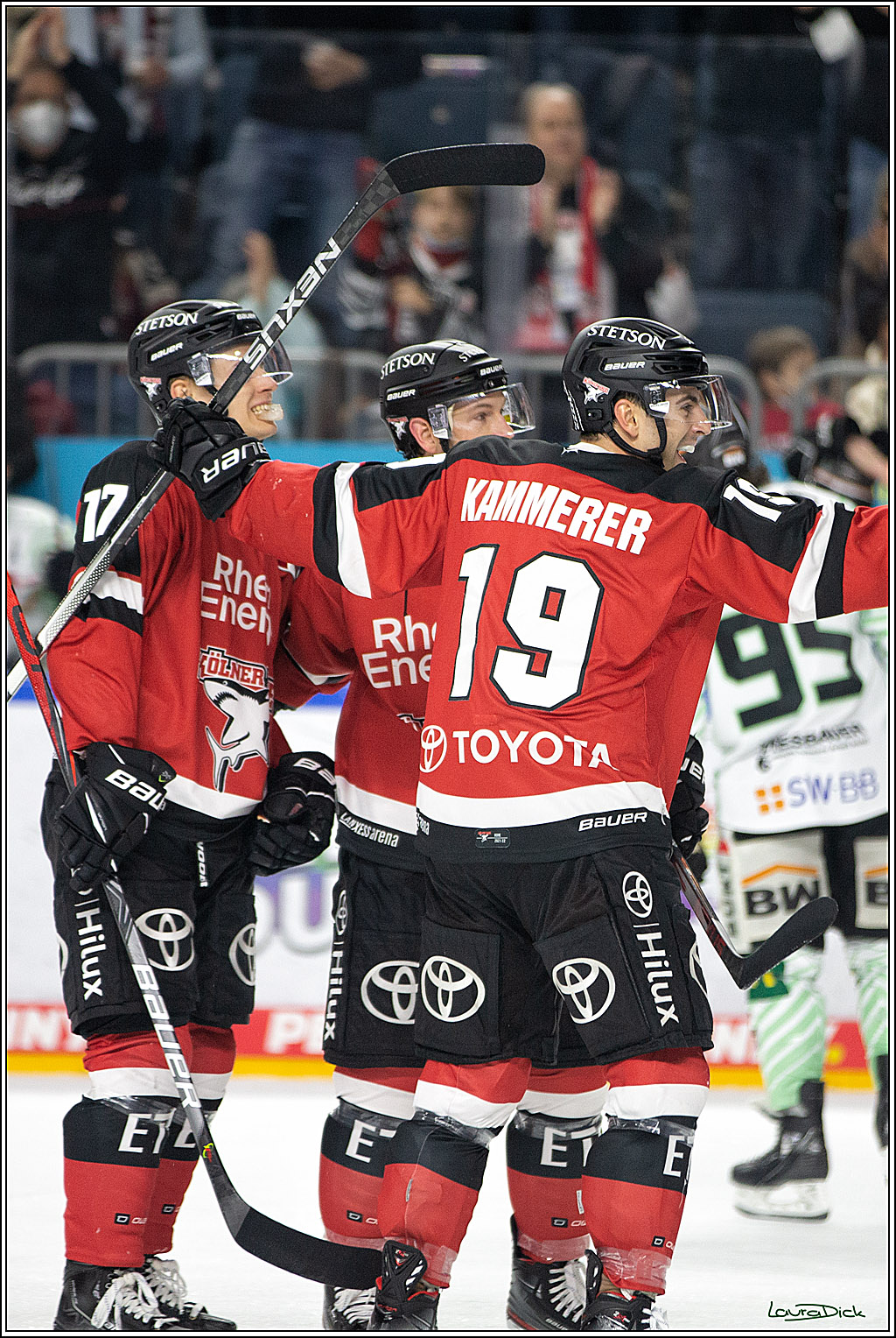 PENNY DEL; Koelner Haie- Bietigheim Steelers; Koeln, 19.11.2021